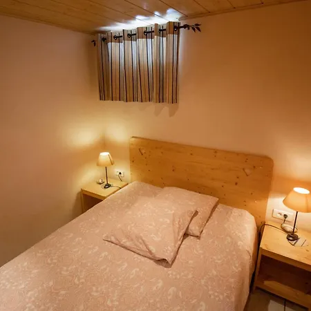 Du Mont Guest house *